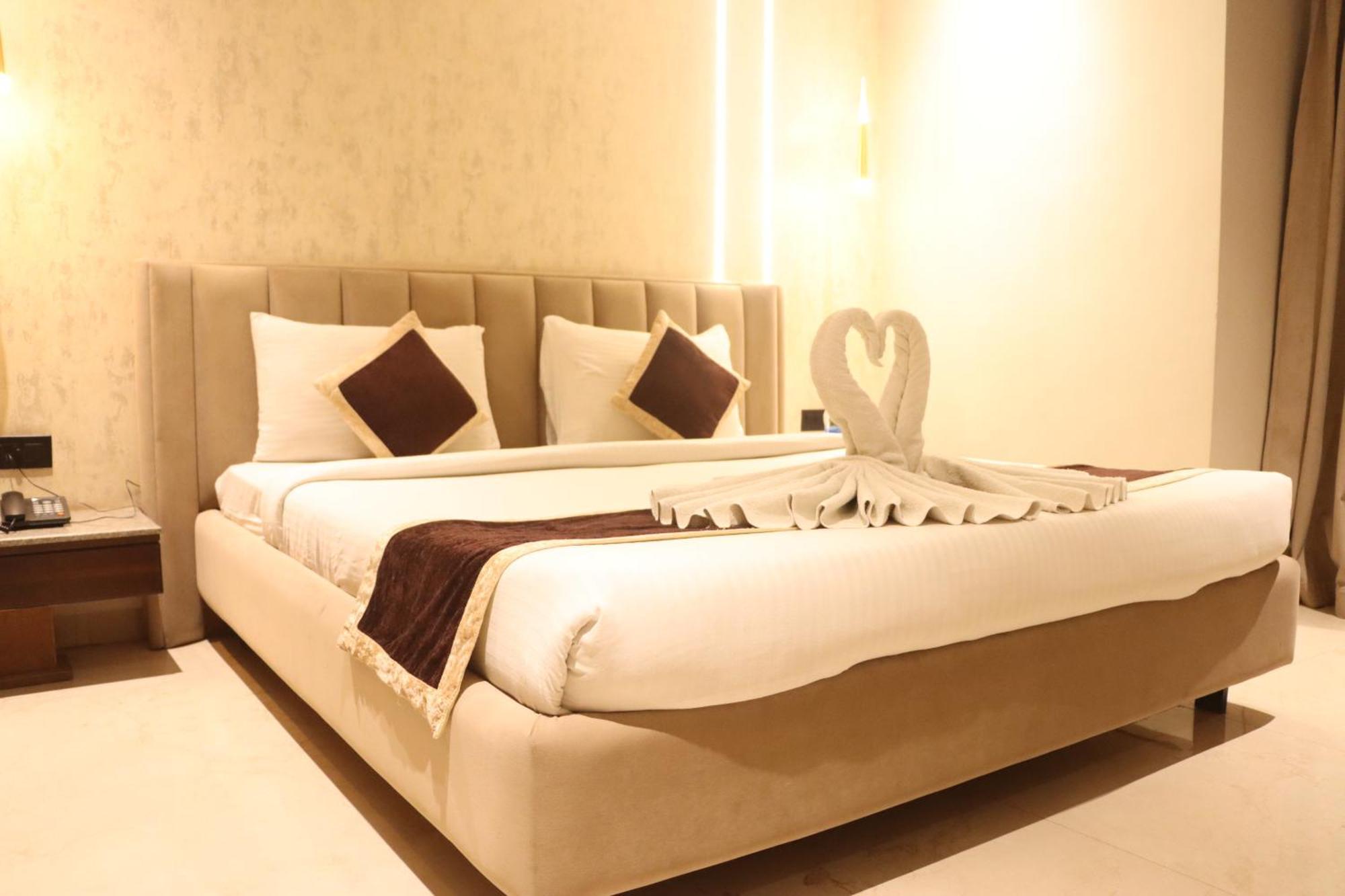 Motel Bilaspur City Exterior foto